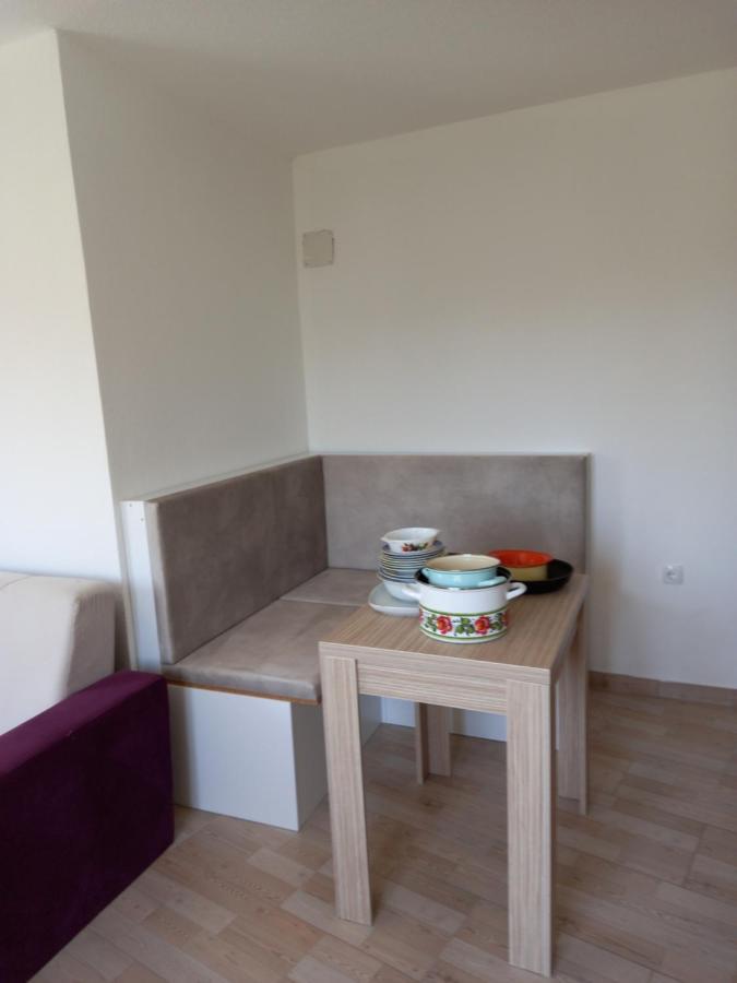 Md Apartmani ชานจ์ ภายนอก รูปภาพ