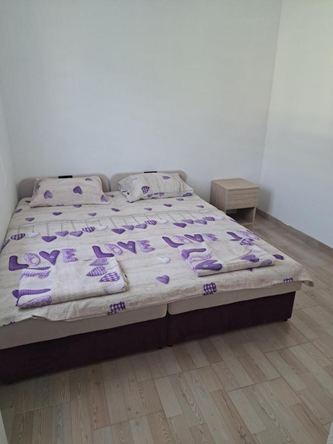 Md Apartmani ชานจ์ ภายนอก รูปภาพ
